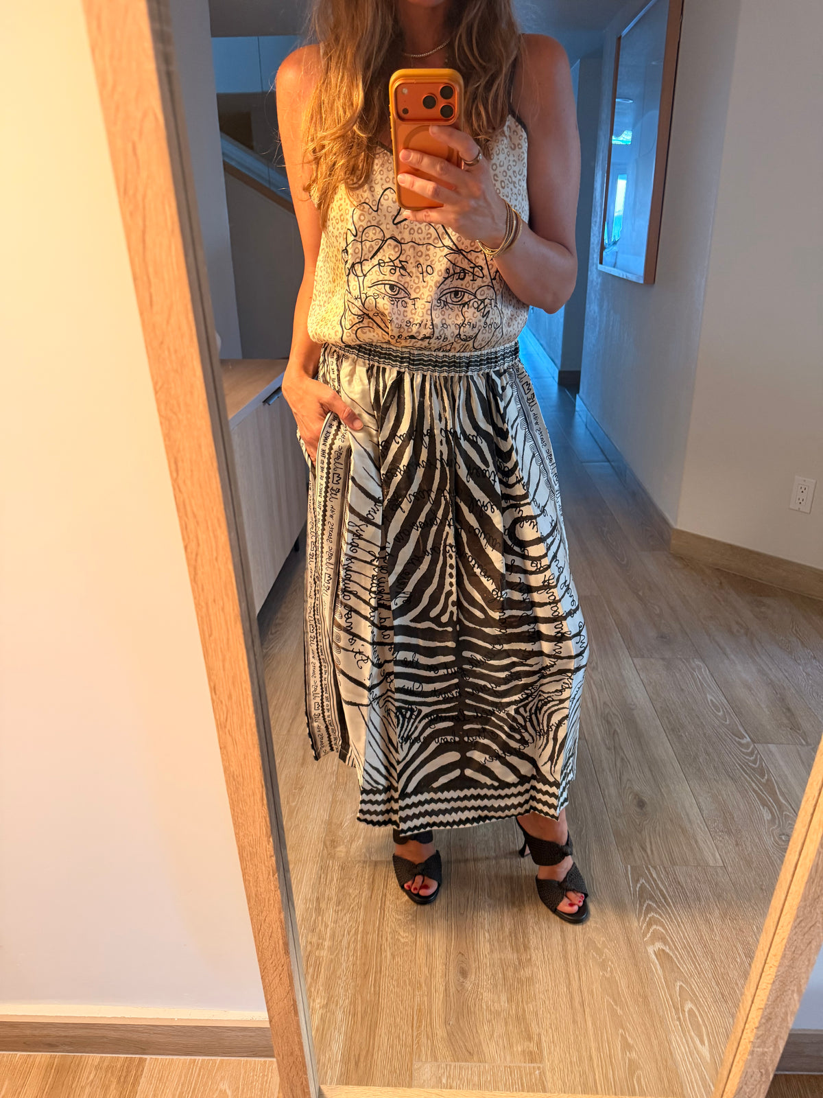 Vanessa Midi Skirt Noir Muse