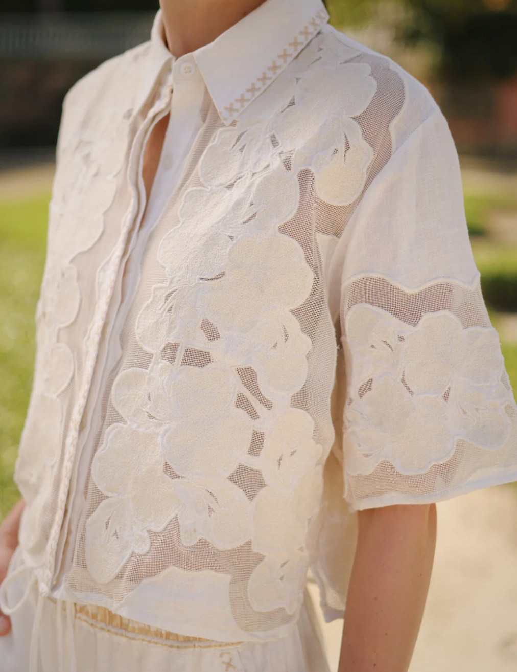 Short Shirt Wild Flower White