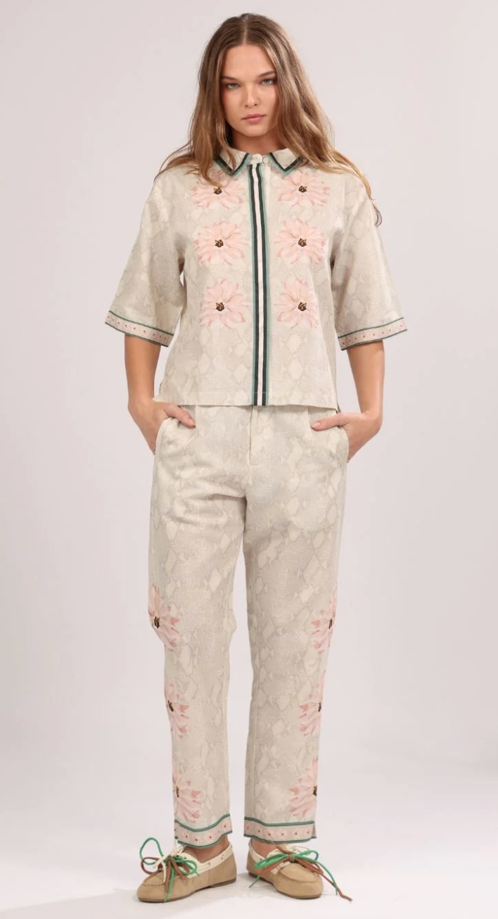 Pant Skin Flower
