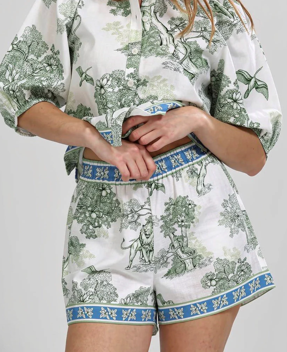 Short Africa Green