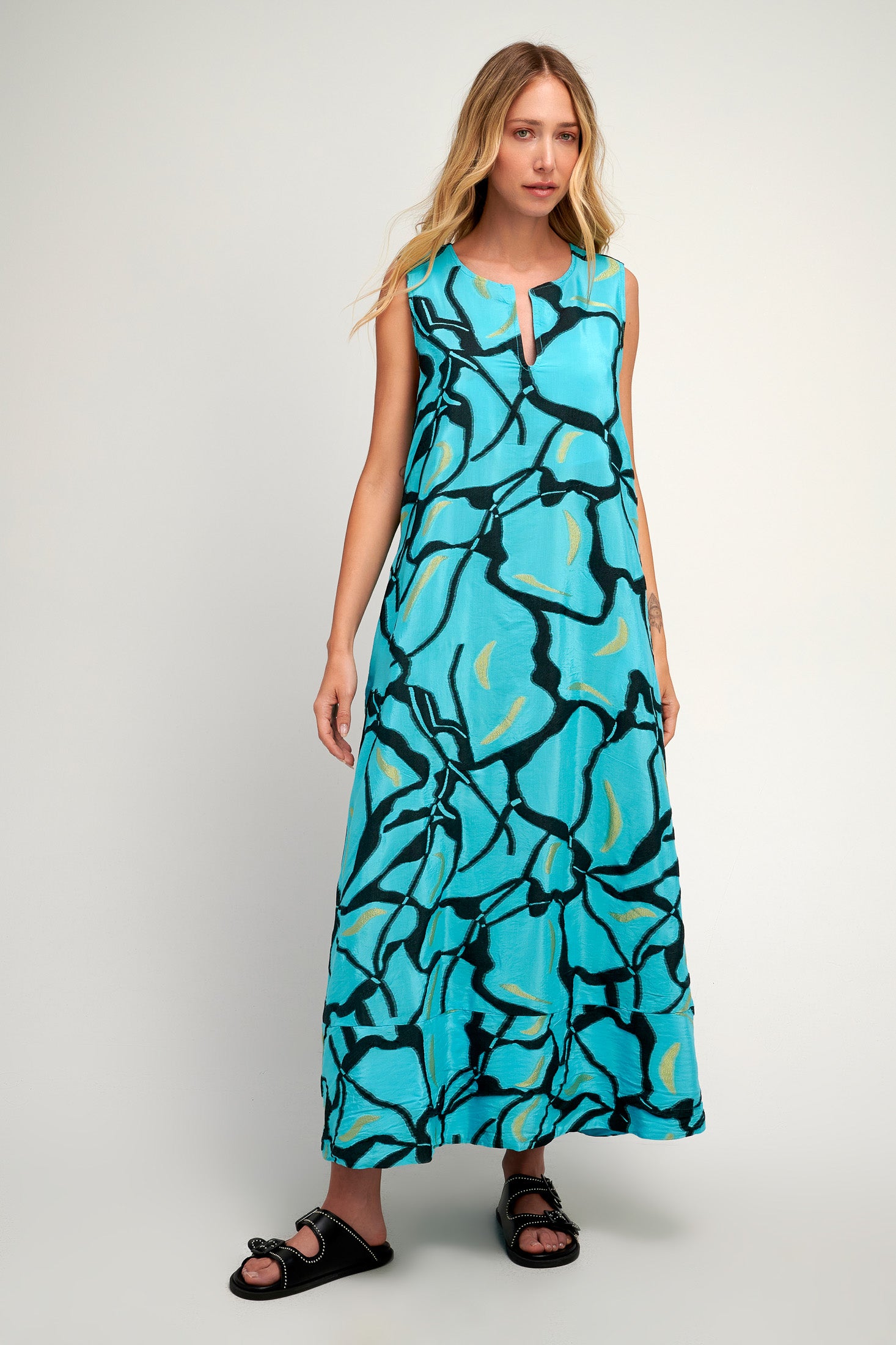 Discover Stunning Resortwear Maxi Dresses | QUERIDA COSTA