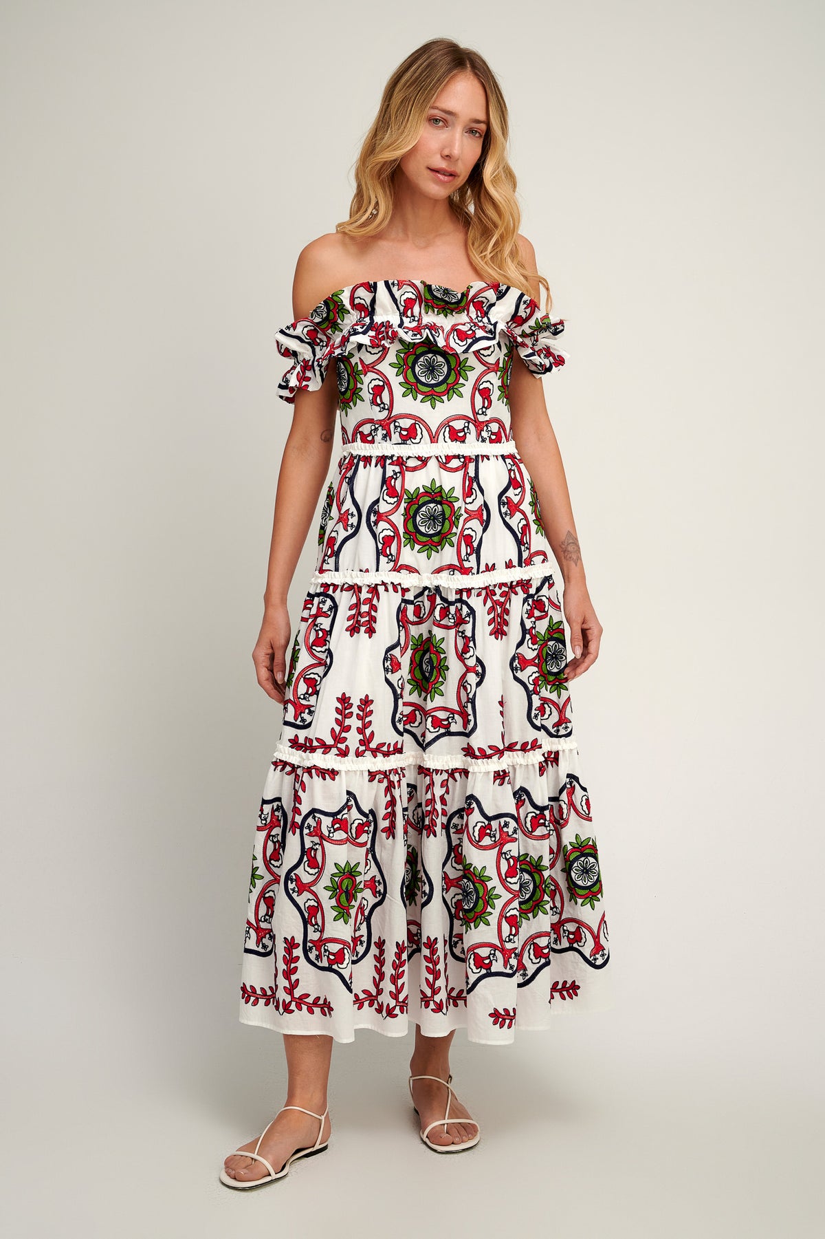 Samarina Embroidered Dress S25P1226