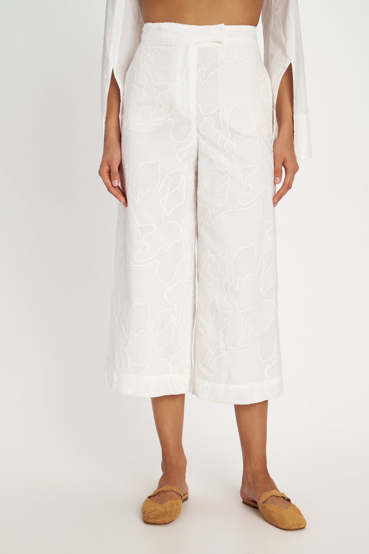 MYRTIA EMBROIDERED PANTS S26P7072