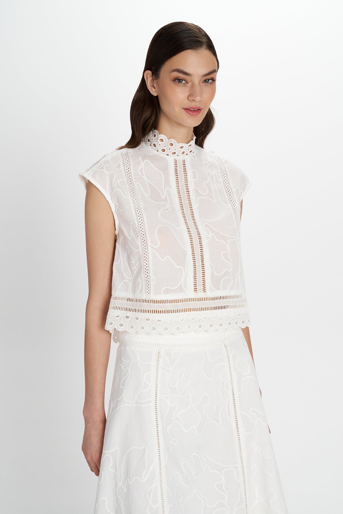 MYRTIA EMBROIDERED TOP S26P7099