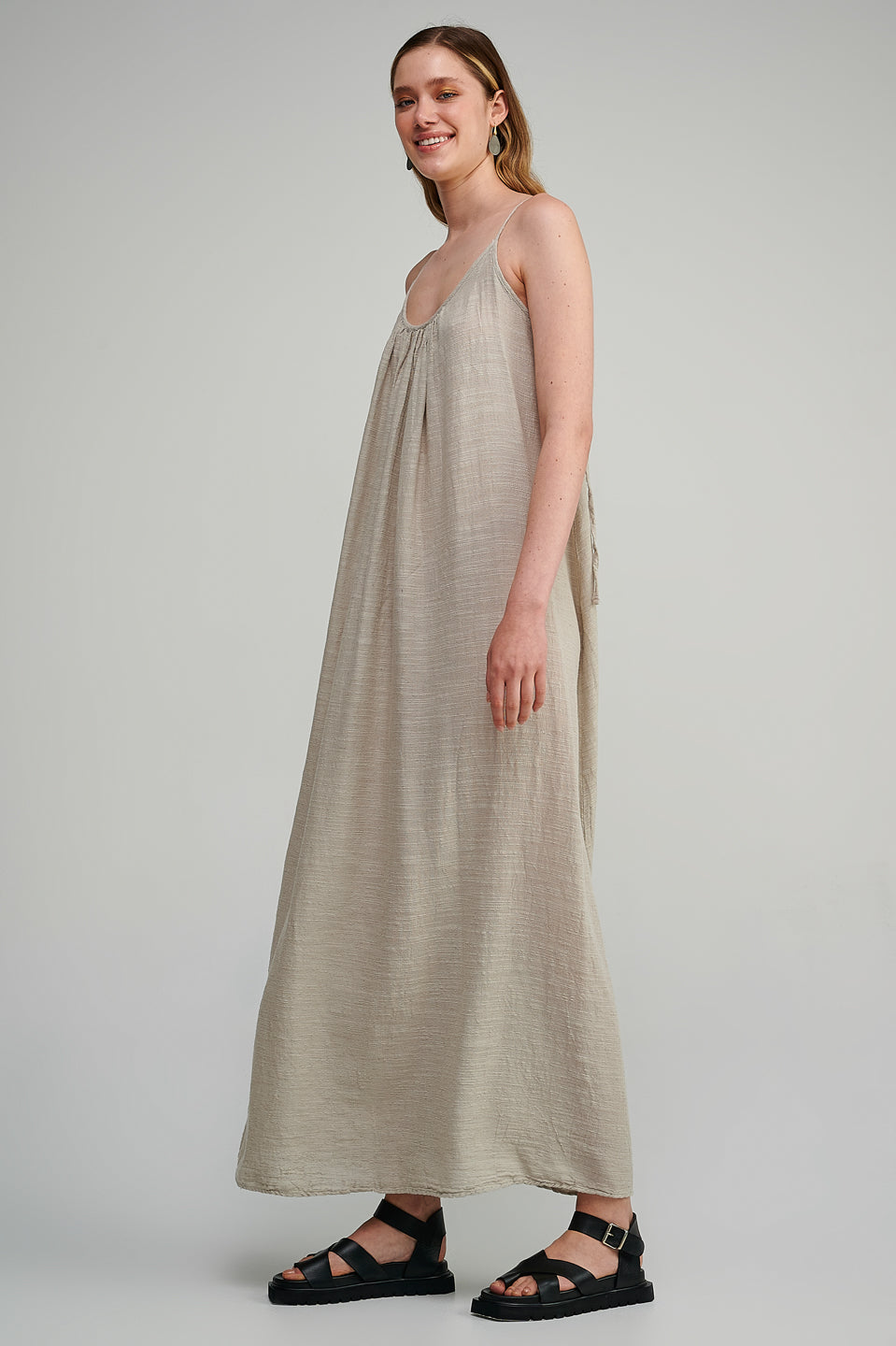 plus size gauze maxi dress Long Gauze Dress for Women Casual Summer Plus Size Tiered Maxi Linen Dress Lightweight Comfy V-Neck Short Sleeve Pregnancy Dresses Loose Fit Solid Color Flowy Tee Shirt Dresses Beach Vacation Outfits at